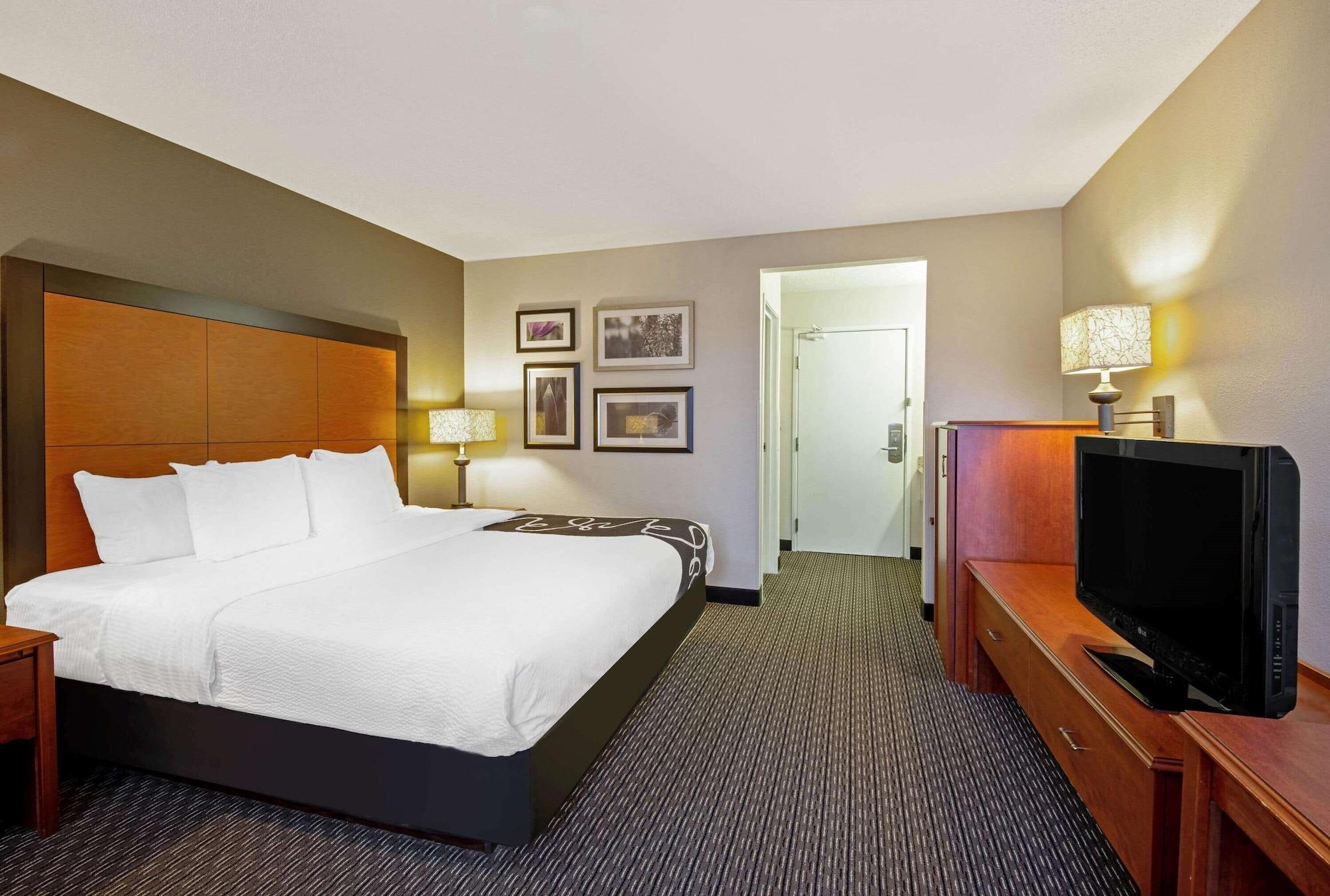 La Quinta By Wyndham Harrisburg Airport Hershey Dış mekan fotoğraf