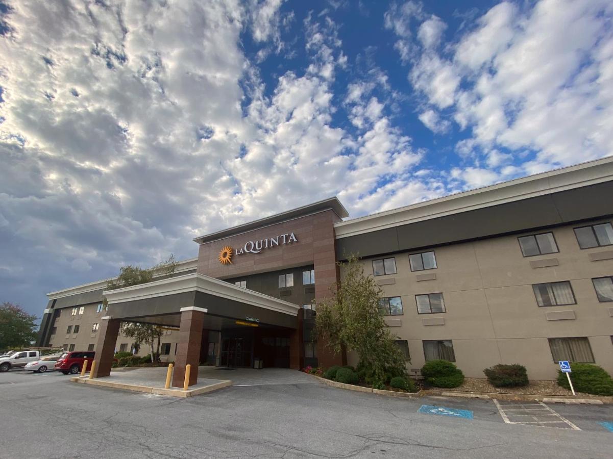 La Quinta By Wyndham Harrisburg Airport Hershey Dış mekan fotoğraf